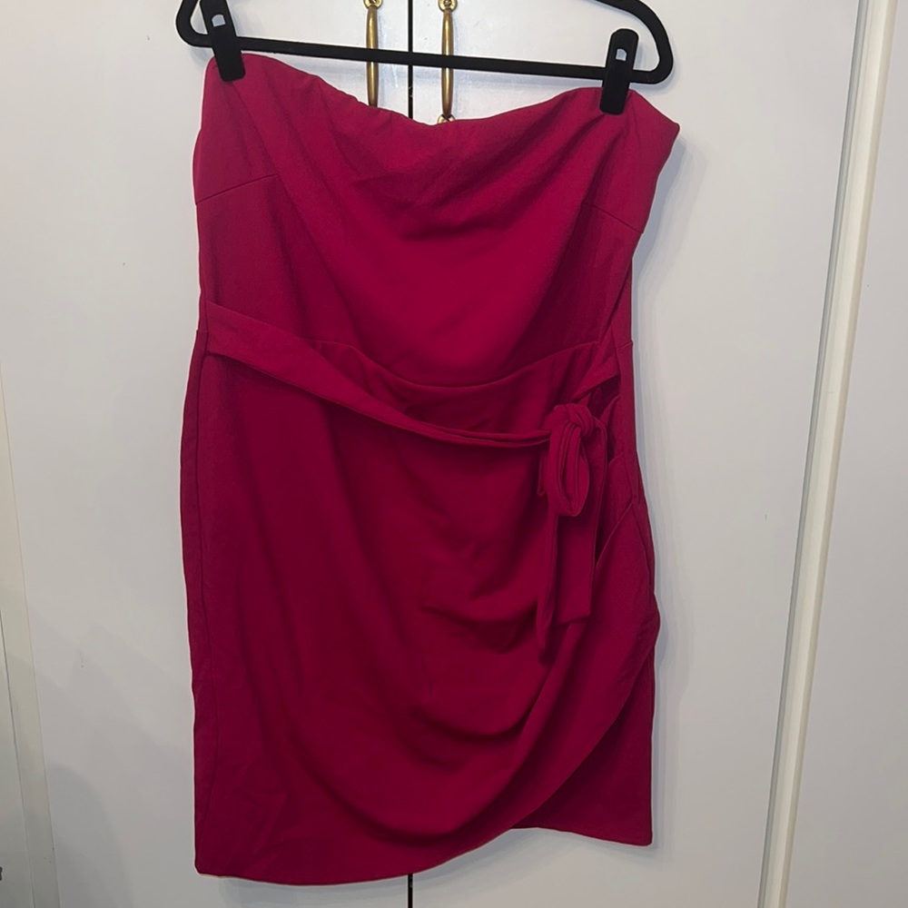 Magenta Pink Strapless Mini Dress